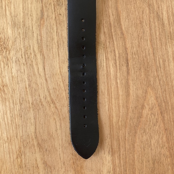 Black and Gold Kokomo watch with leather strap - Picture 3 of 7